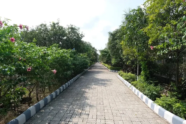 Сазан: Sukh Sagar Gir Resort