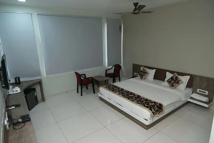 Сазан: Sukh Sagar Gir Resort