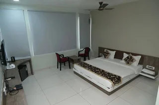 Сазан: Sukh Sagar Gir Resort