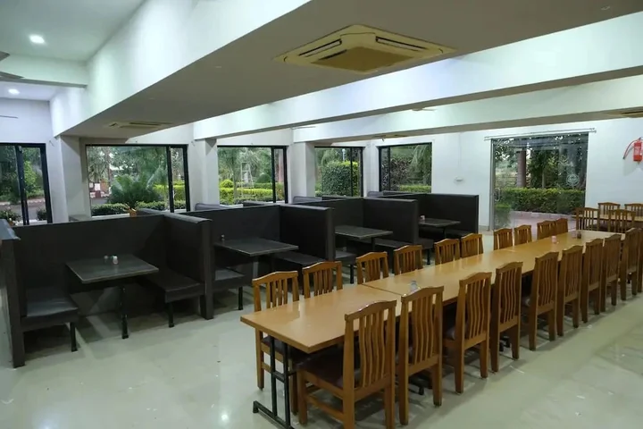 Сазан: Sukh Sagar Gir Resort