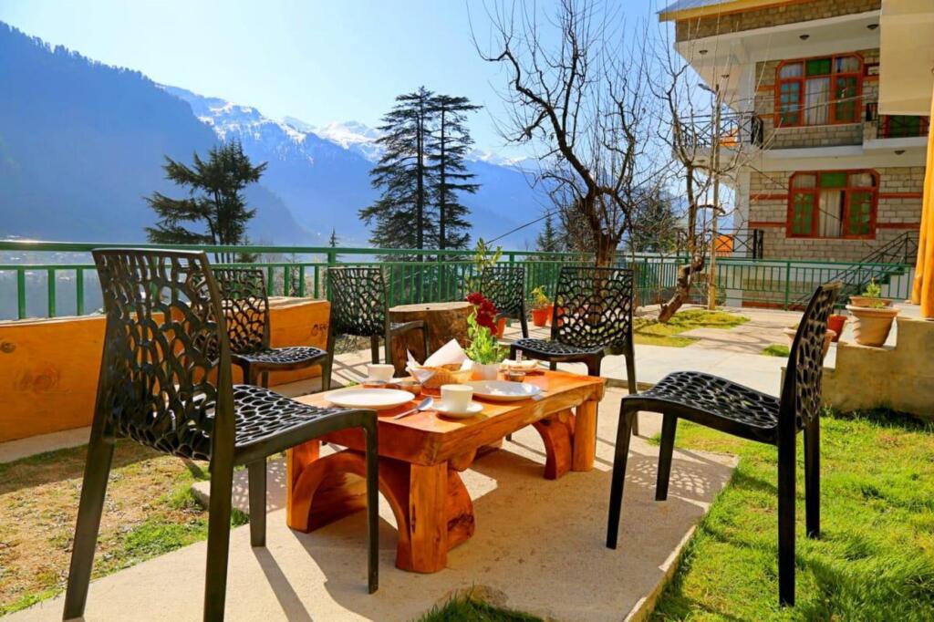 Манали: Hotel Mountain Trail Manali By OpenSky