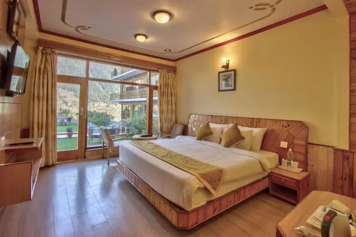 Манали: Snow Peak Homes Manali