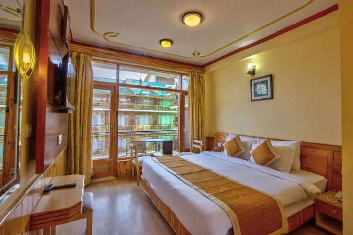 Манали: Snow Peak Homes Manali