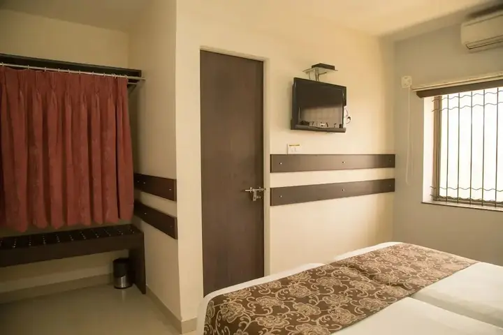 Нагпур: OYO 9043 Peanut Inn