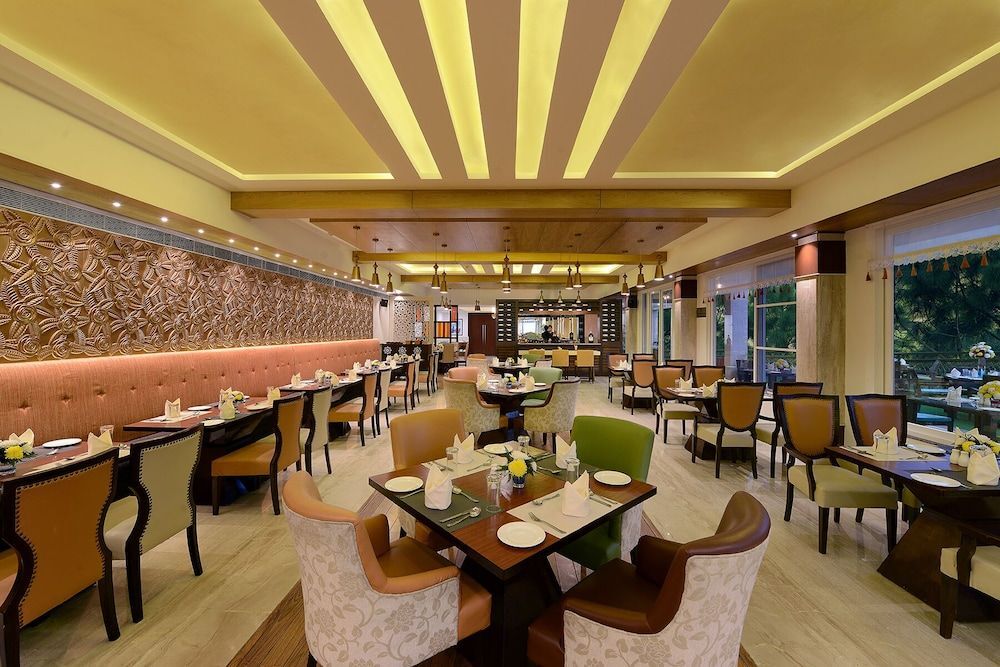 Казаули: Glenview Resort Kasauli; a member of Radisson Individuals