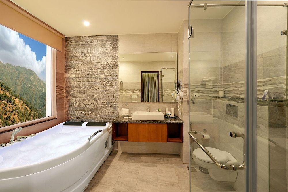 Казаули: Glenview Resort Kasauli; a member of Radisson Individuals