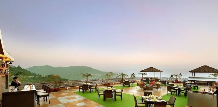 Казаули: Glenview Resort Kasauli; a member of Radisson Individuals