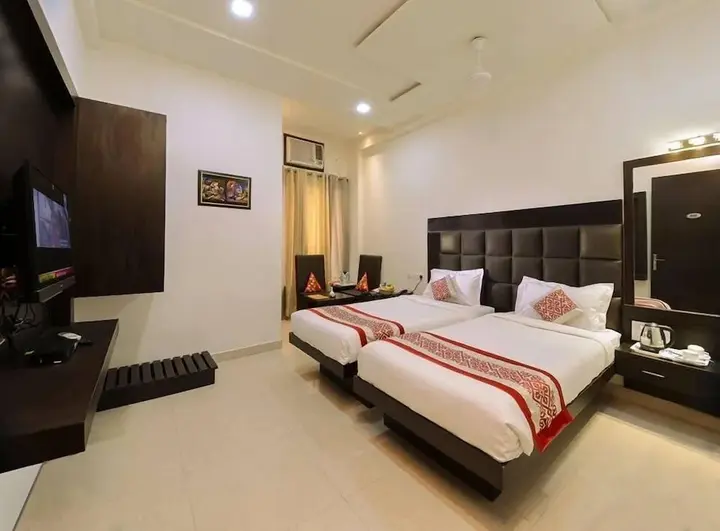 Агра: Hotel Madhushrie