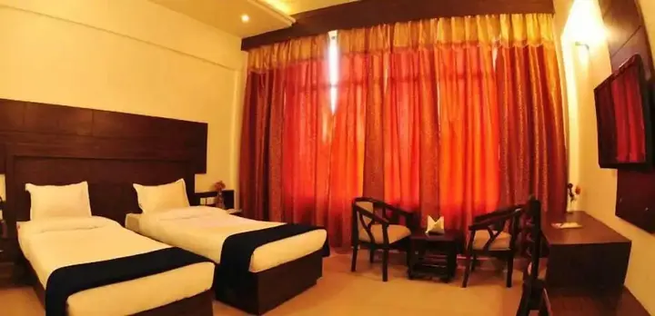 Агра: Madhu Resorts