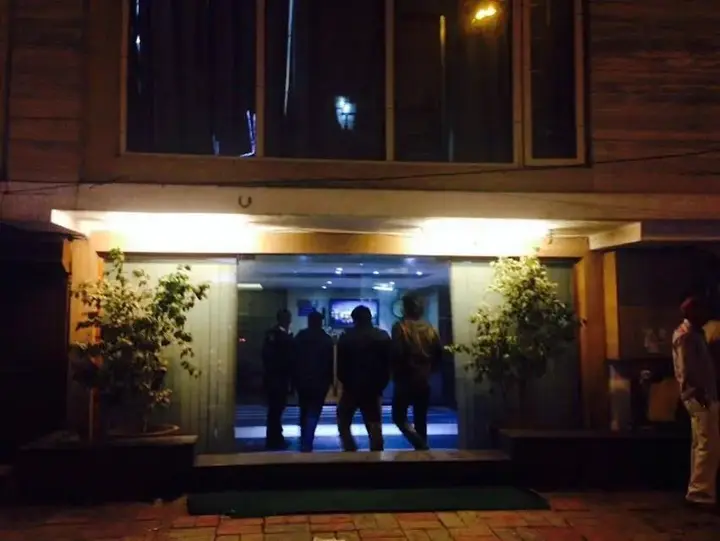 Нью-Дели: Hotel R Continental