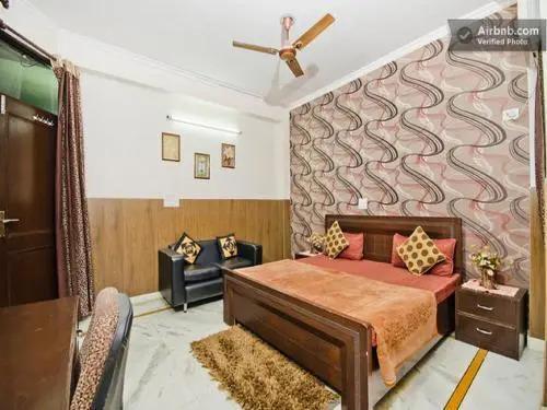 Нью-Дели: West Inn, New Delhi
