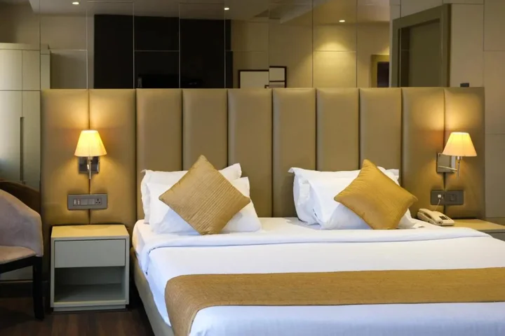 Кота: The Wallflower Hotel