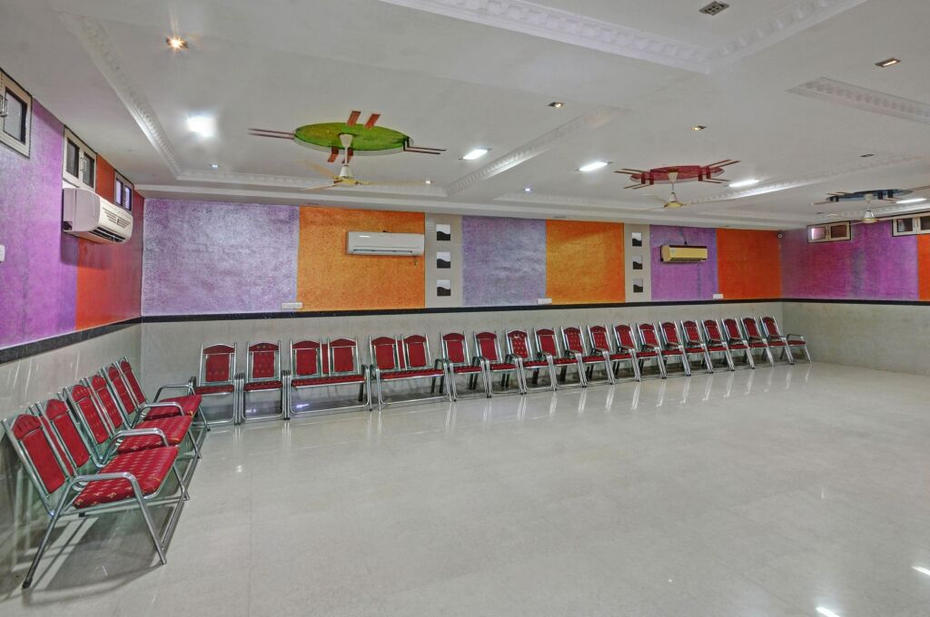 Джодхпур: Omni Plaza
