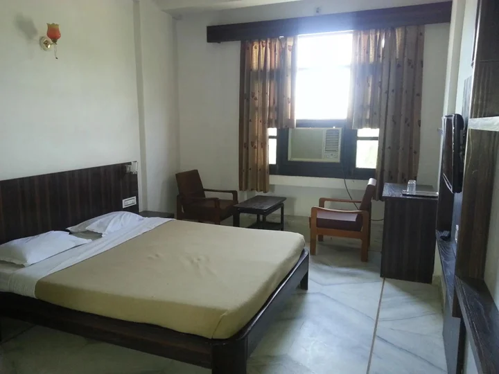 Натхдвара: Hotel Garden View Nathdwara Pure Veg