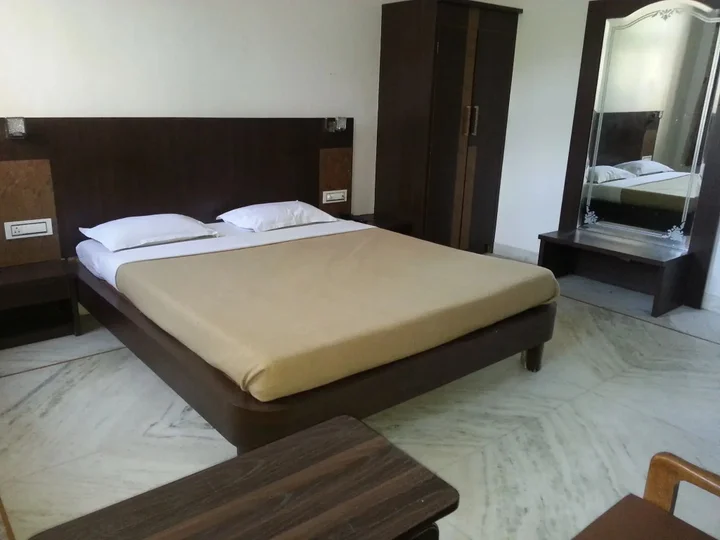 Натхдвара: Hotel Garden View Nathdwara Pure Veg