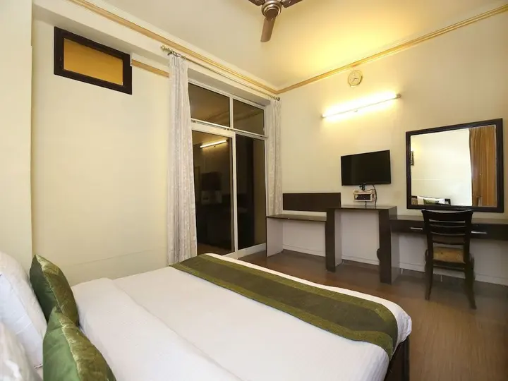 Амритсар: OYO 9736 Hotel Downtown Suites