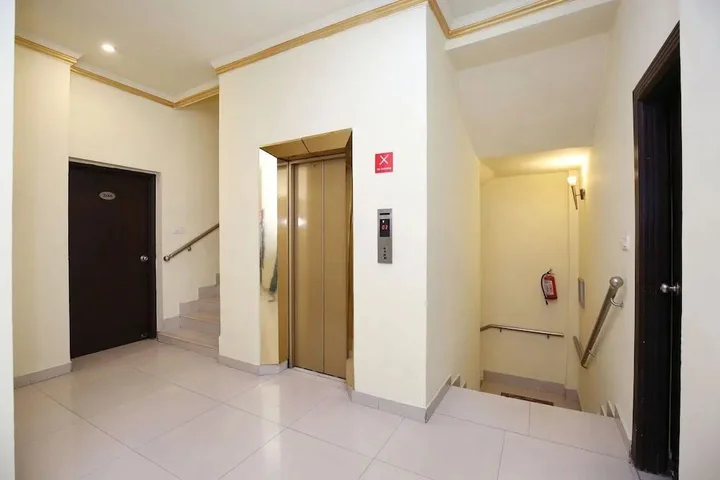 Амритсар: OYO 9736 Hotel Downtown Suites