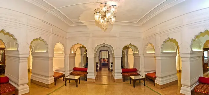Патьяла: Neemrana's Baradari Palace