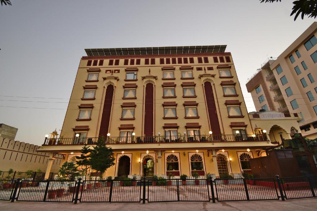 Кукас: Umaid Residency - A Regal Heritage Home
