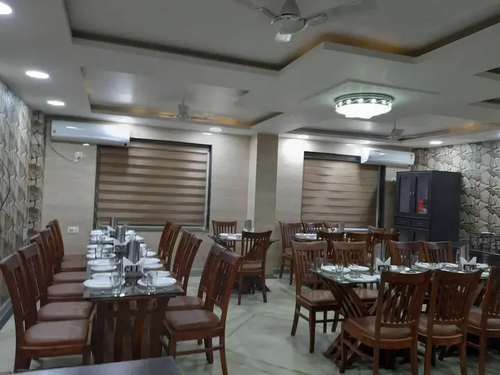 Катра: Chintpurni International