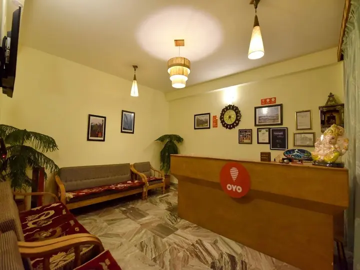 Манали: The Manali Lodge