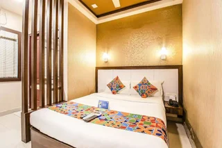 Ченнаи: OYO 4324 Hotel Emerald Manor