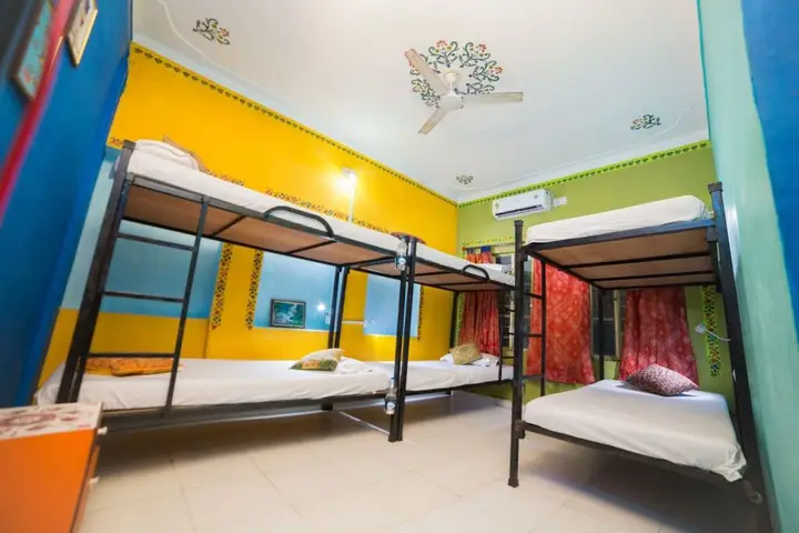 Hotel Hanuman Ghat — фото 3