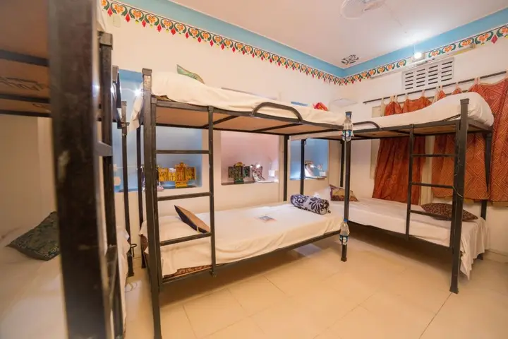 Hotel Hanuman Ghat — фото 4