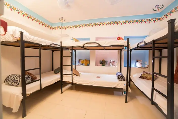 Hotel Hanuman Ghat — фото 1