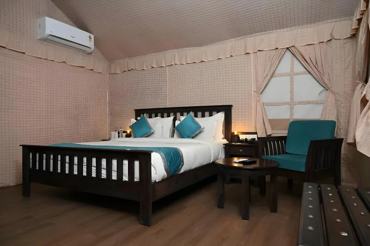Биканер: Hotel Chirag