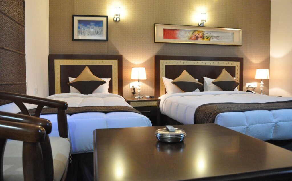 Гувахати: FabHotel Silk Route