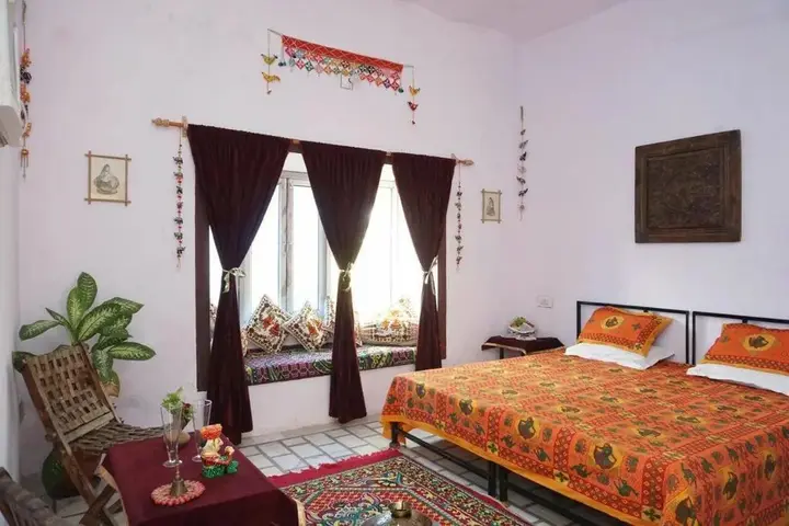 Биканер: Umaid Safaris & Desert Lodge