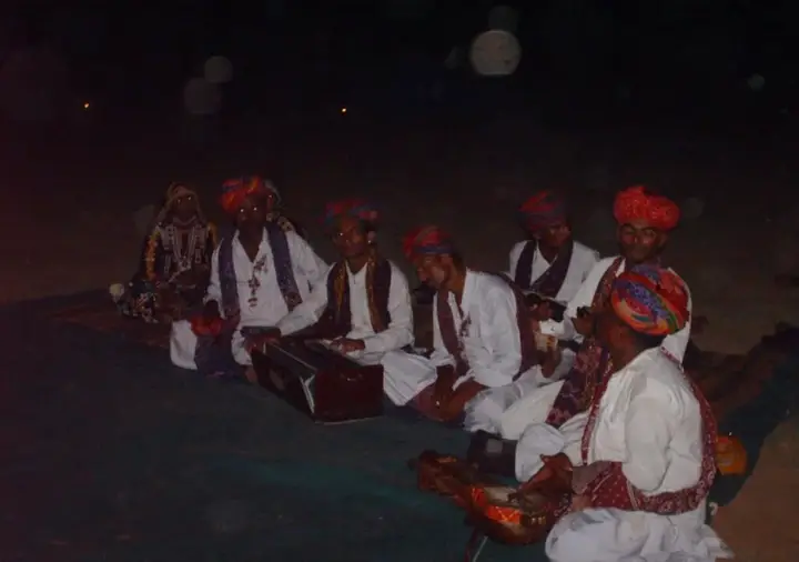carousel image 4