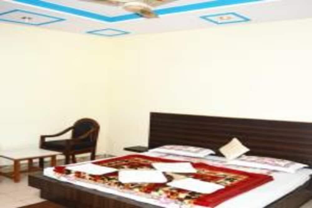 Фатехпур-Сикри: Hotel Goverdhan Tourist Complex
