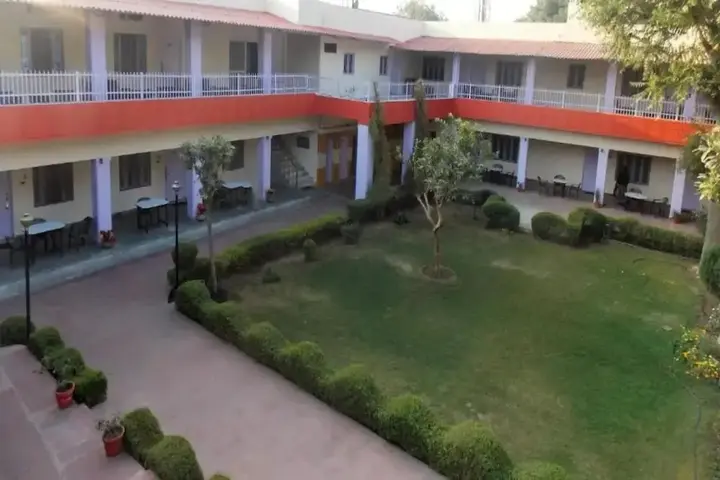 Фатехпур-Сикри: Hotel Goverdhan Tourist Complex