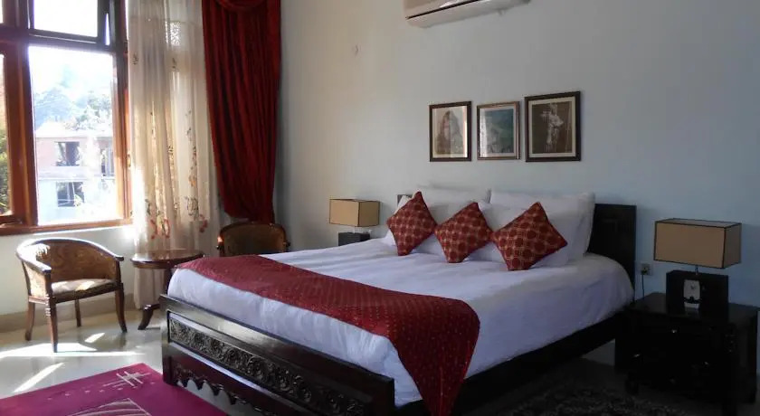 Шиллонг: Lakkhotaa Lodge
