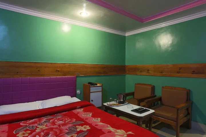 Шиллонг: Hotel Assembly