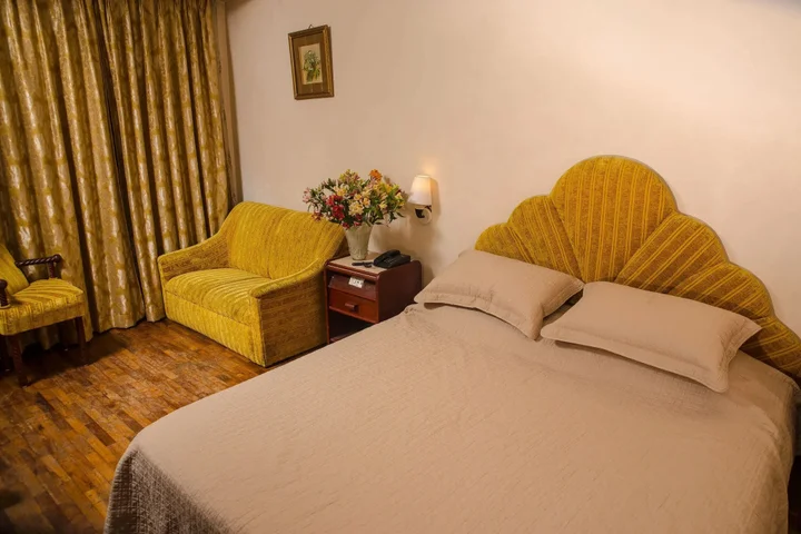 Шиллонг: Hotel Pegasus Crown
