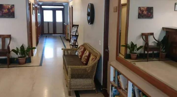 Шиллонг: The Eee Cee Hotel