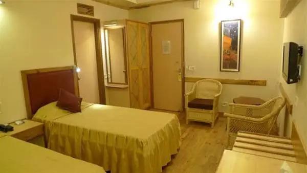 Шиллонг: The Eee Cee Hotel