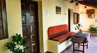 Анджуна: Village Villa "Sunny Cow"