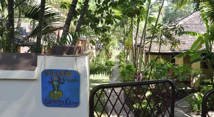 Анджуна: Village Villa "Sunny Cow"