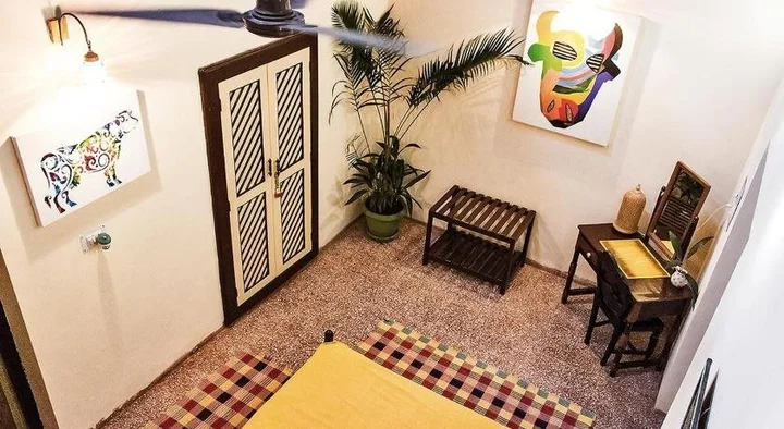 Анджуна: Village Villa "Sunny Cow"