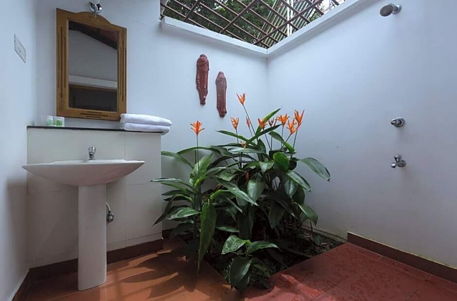 Аллеппи: Palmgrove Lake Resort