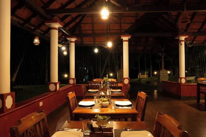 Аллеппи: Palmgrove Lake Resort