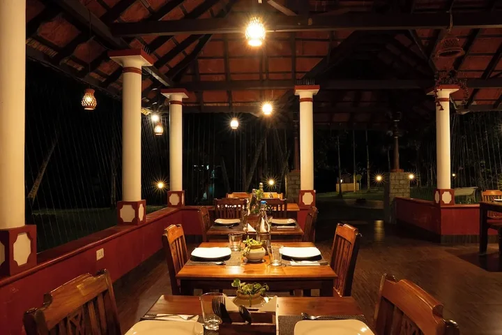 Аллеппи: Palmgrove Lake Resort