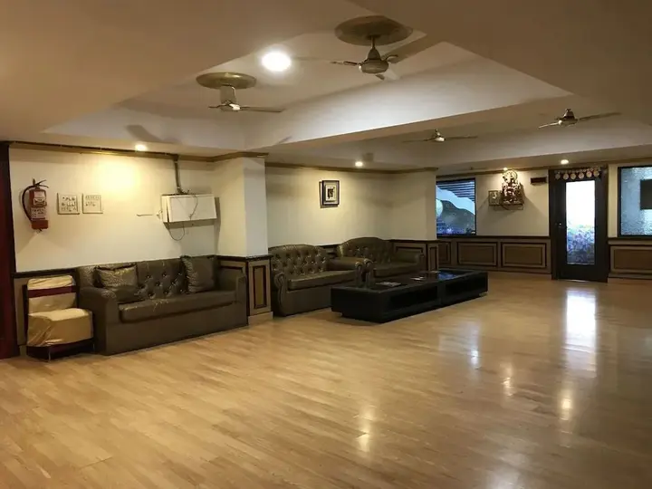 Фаридабад: Delite Sarovar Portico Faridabad