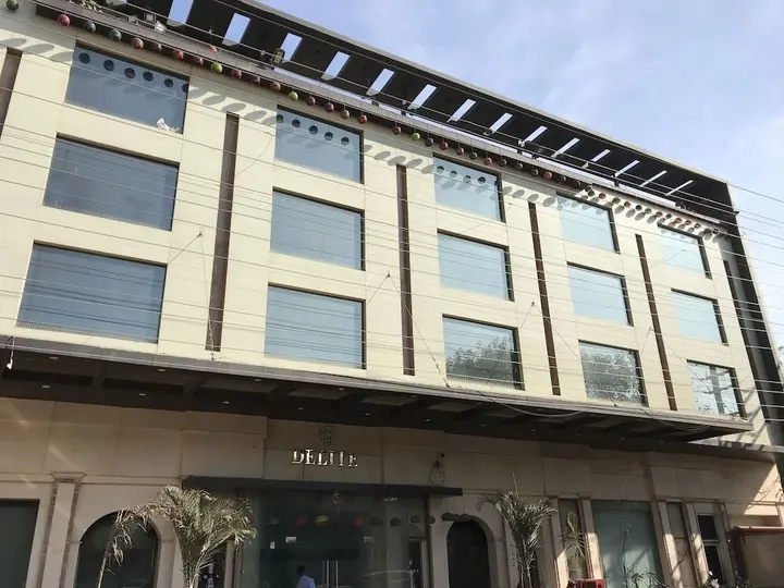 Фаридабад: Delite Sarovar Portico Faridabad