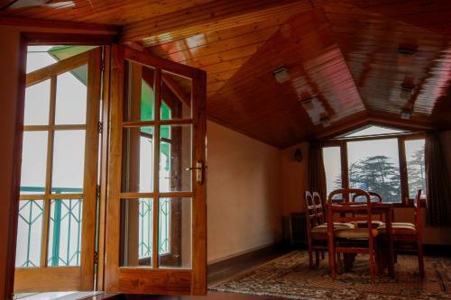 Шимла: The Loft In the Hills- Penthouse