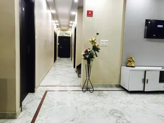 Агра: Hotel Aaradhya Residency
